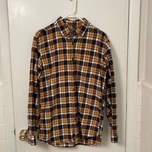 Eddie Bauer small relaxed fit flannel